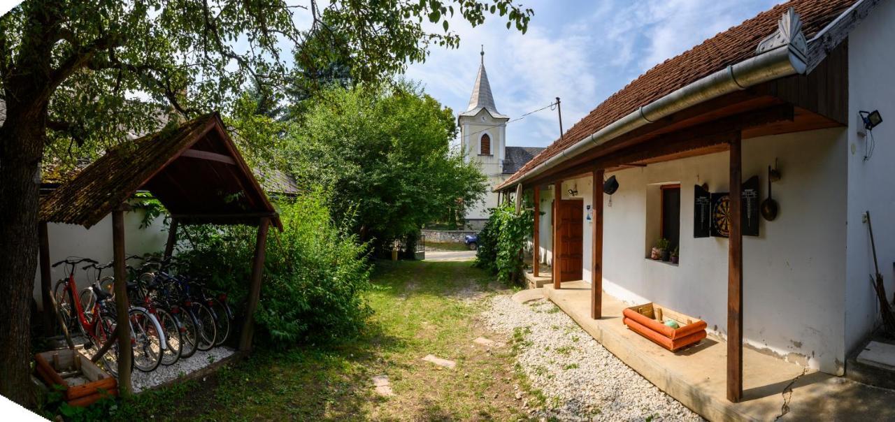 Hotel Kemencés Vendégház Becskeháza Esterno foto